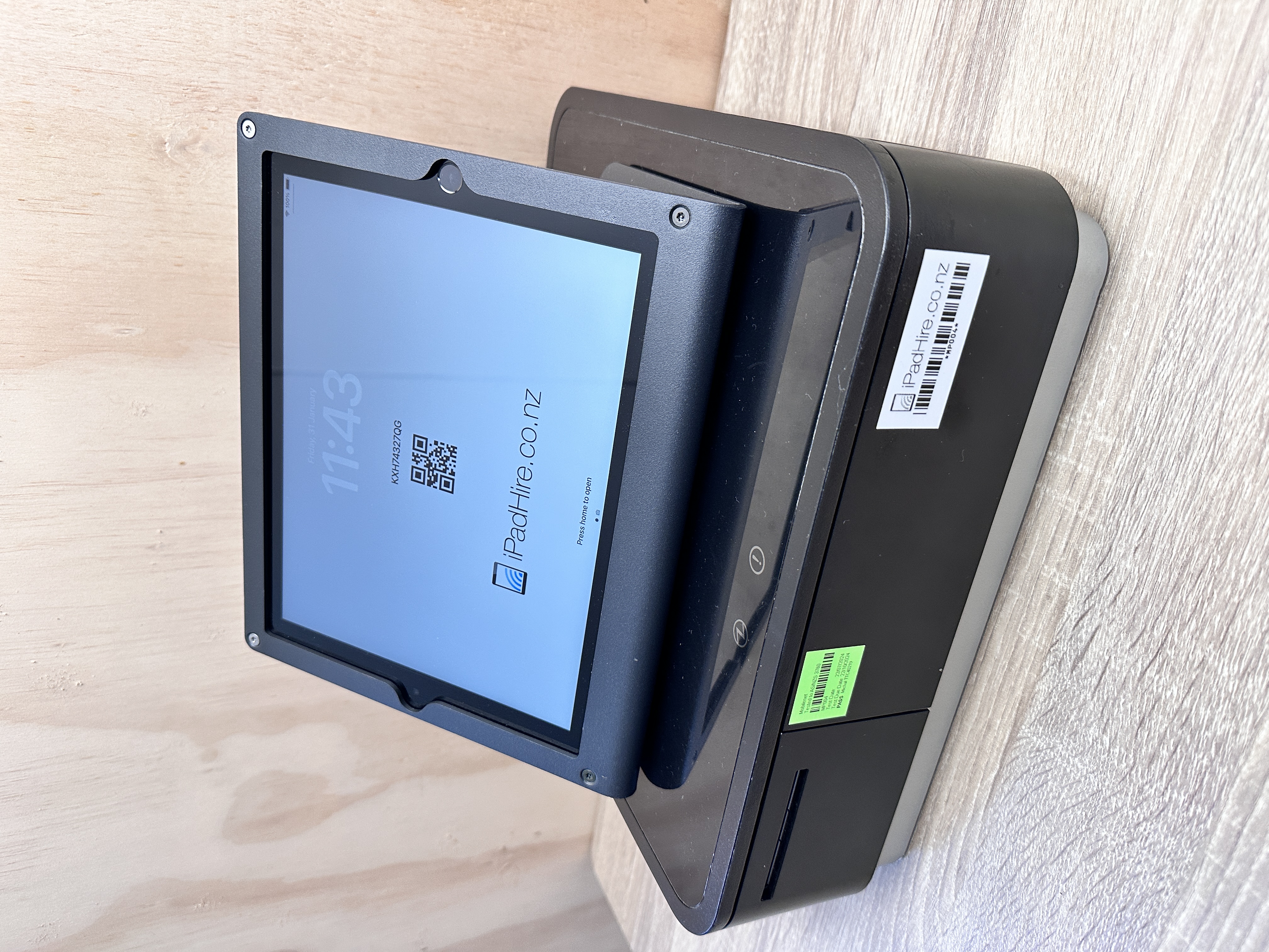 Photo of Star Micronics mPOP Point of Sale in action